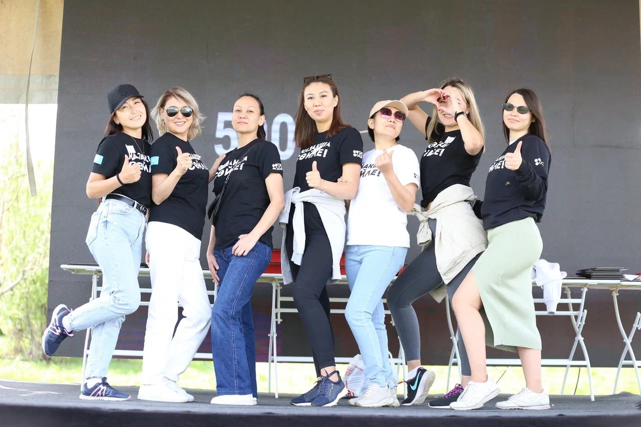 -5309935593976876405_121